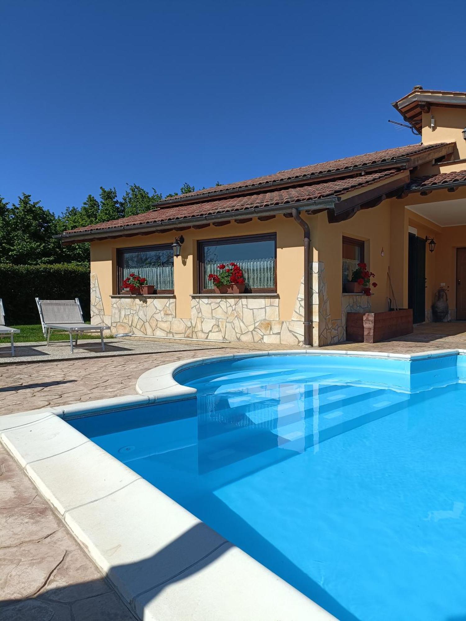 L'Infinito Bed & Breakfast Carbognano Екстериор снимка